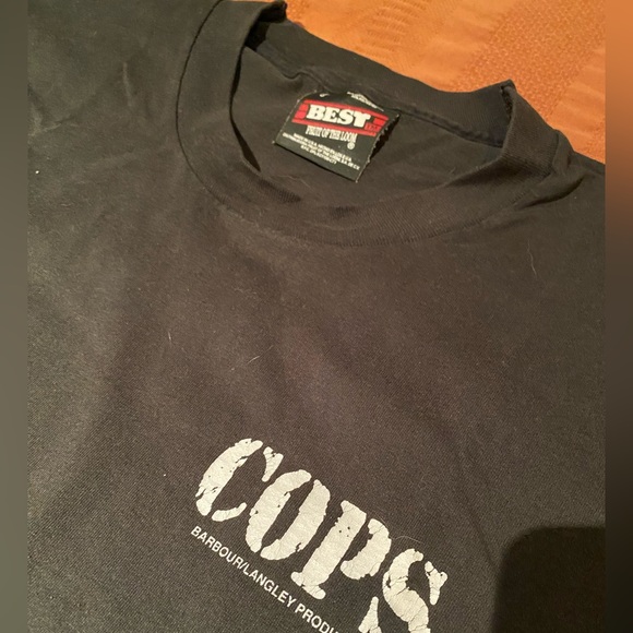 COPS tee - Picture 3 of 4